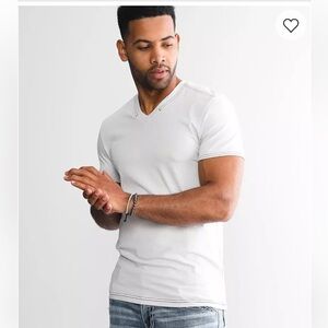 BUCKLE WHITE V NECK “THE WORD” SHORT SLEEVE KNIT T-SHIRT SIZE LARGE